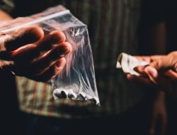 Polisi Tangkap 14 Warga Pengguna Narkoba