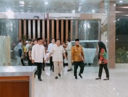 Berkunjung ke AAS Building, Prabowo Gelar Pertemuan Tertutup dengan Andi Amran Sulaiman