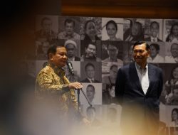 Prabowo Hadiri HUT ke-76 Luhut Binsar Pandjaitan, Kenang Masa-Masa Prajurit
