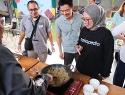 Jumlah Penjual Makanan dan Minuman di Bandung Naik Drastis, Tokopedia Bagi Kisah UMKM Bandung ‘Dendeng Kukuruyuk’