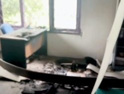 Kantor KPU Malra Terbakar Saat Disasi