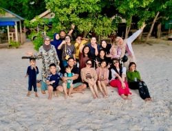 Balon Walikota Makassar Nikmati Liburan Lebaran di Pantai Pasir Panjang Maluku Tenggara