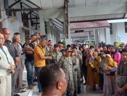 Tagih Janji, Ratusan Pedagang Terminal Mardika Datangi DPRD