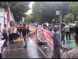 Dugaan Amoral, Kakanwil Kemenag Maluku Didemo di Kementerian