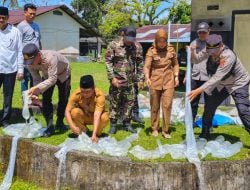 Polisi Musnahkan Ratusan Liter Sopi