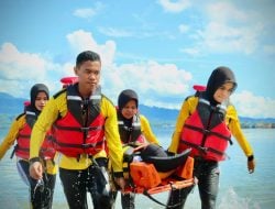 Mahasiswa STIKes Kembali Dilatih Evakuasi Medis Laut