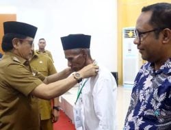 Pj Gubernur Lepas 73 Tokoh Agama Berangkat Umroh dan Wisata Rohani