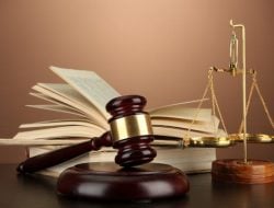 Paslon Amus-Hamzah Gugat KPU Buru di MK